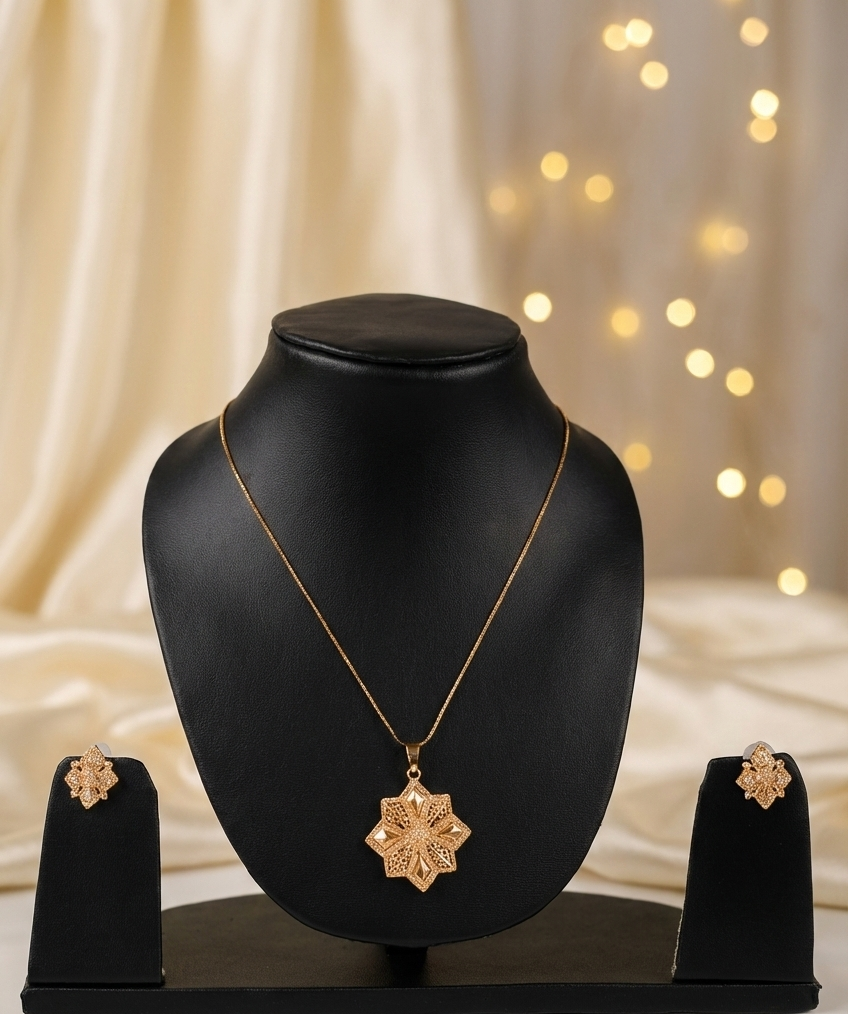 Gold-Plated Floral Star Necklace & Earring Set